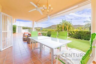 Chalet en venta en Los Monasterios-Alfinach en Puçol