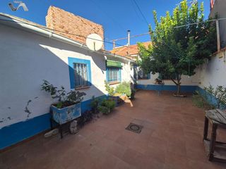 Chalet en venta en El Poblado - Abulagar en Puertollano