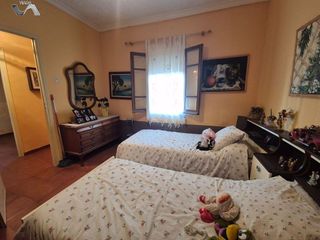 Chalet en venta en El Poblado - Abulagar en Puertollano