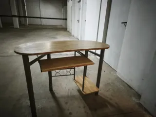 Mesa escritorio madera y metal