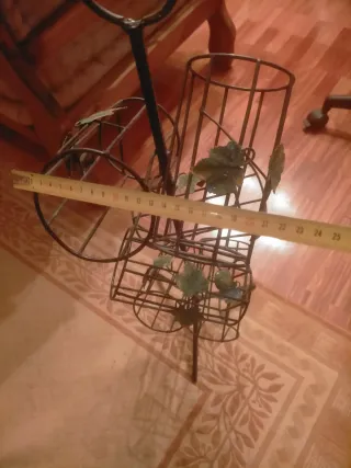 Botellero de hierro forjado