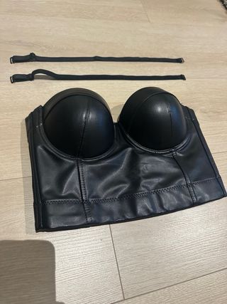Corpiño polipiel negro
