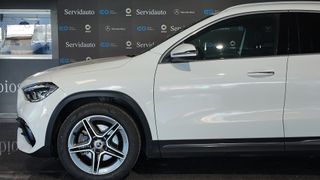 Mercedes-Benz GLA (H247) 2021
