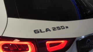 Mercedes-Benz GLA (H247) 2021