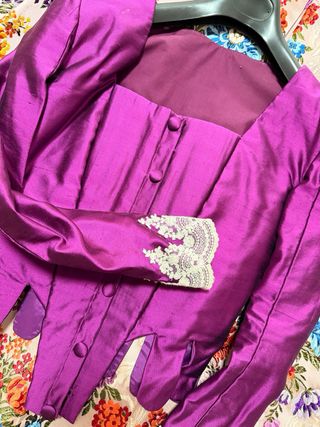 Corpiño fallera manga larga morado