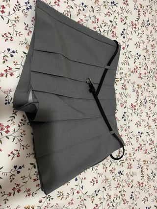 Falda gris tablas talla S