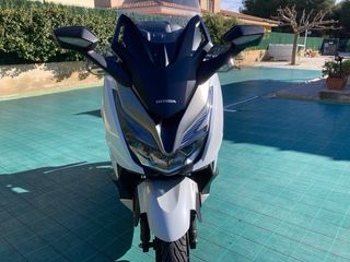 Moto Honda Forza 350 nov. 2021