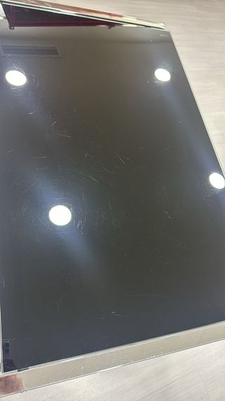 Escritorio cristal negro patas metal Z