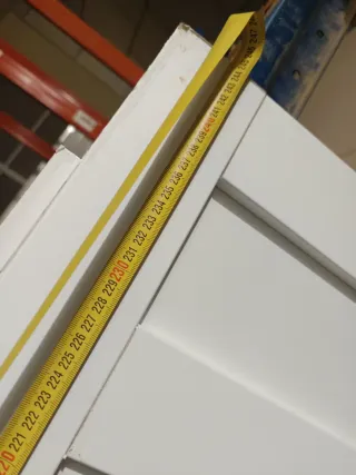 Puerta corredera blanca