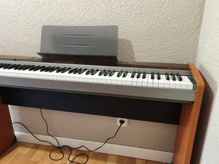 Piano Digital Casio Privia PX-100 (88 Teclas)