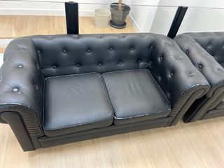 Sofá 2 plazas y sillón Chester piel negro