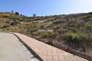 Terreno en venta en Calahonda en Mijas
