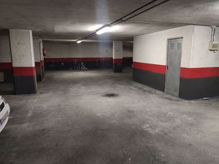 Garaje en venta en Pº Zorrilla - Cuatro de Marzo en Valladolid