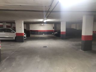 Garaje en venta en Pº Zorrilla - Cuatro de Marzo en Valladolid