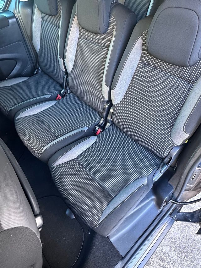 Peugeot Partner / Citroen Berlingo 7 Plazas