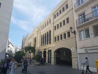 Garaje en venta en Alfalfa en Sevilla