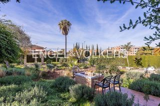 Solar en venta en Montequinto en Dos Hermanas