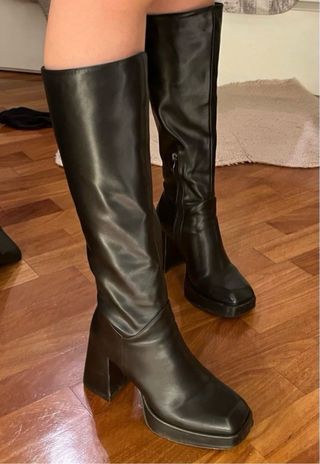 Stivali alti in pelle neri Tata Italia