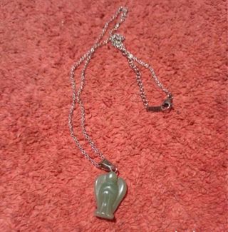 Colgante Ángel Jade Verde con Cadena