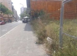 Terreno en venta en Plaça Eliptica-Republica Argentina-Germanies en Gandia