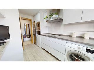 Piso en venta en Poniente-Norte - Miralbaida - Parque Azahara en Córdoba