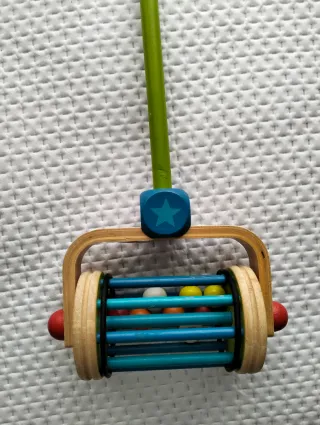 Andador de madera para bebés