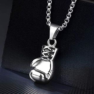 Collana con ciondolo guantone da boxe