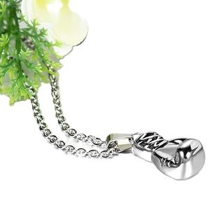 Collana con ciondolo guantone da boxe