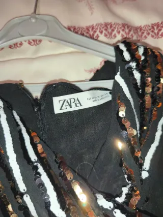 Vestido Zara lentejuelas negro y dorado