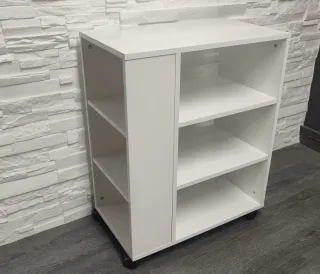 Mueble auxiliar blanco con ruedas