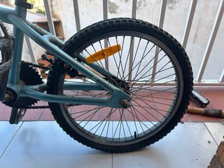 Bicicleta BMX azul