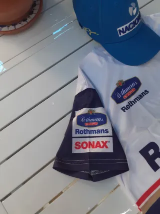 Camiseta y Gorra Ayrton Senna Rothmans Nacional