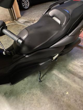 Yamaha X Max 125 Negra