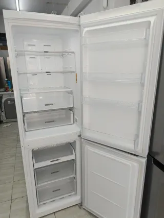 Nevera Whirlpool Blanca