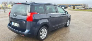 Peugeot 5008 2013 SIN AD-BLUE automático
