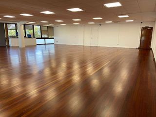 Local comercial en alquiler en Valle de Trápaga-Trapagaran