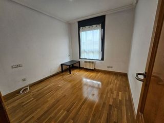 Piso en alquiler en Campo San Francisco - Plaza de América en Oviedo