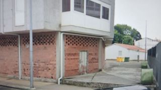 Local comercial en alquiler en Ares