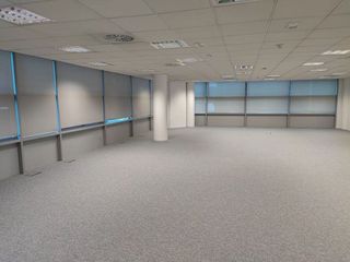 Oficina en alquiler en Port en Badalona