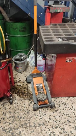 Local comercial en alquiler en La Florida en Hospitalet de Llobregat, L´