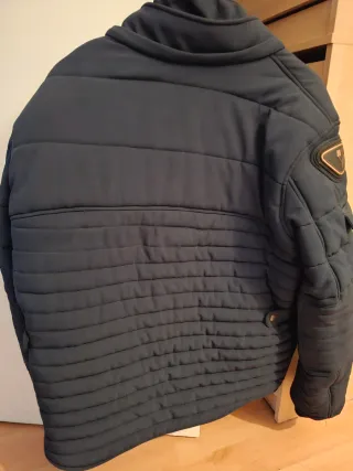 Chaqueta Moto Azul warerproof, marca bycity.