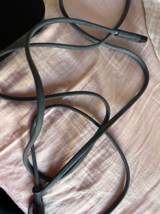 Apple TV modelo antiguo  enciende sin mando