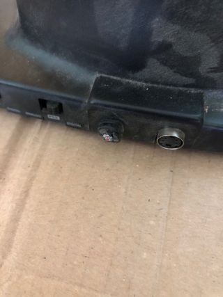 Volante Logic 3 con pedales y joystick