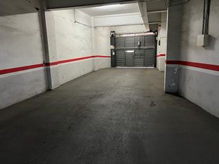Garaje en venta en Centre en Hospitalet de Llobregat, L´