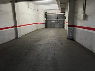 Garaje en venta en Centre en Hospitalet de Llobregat, L´
