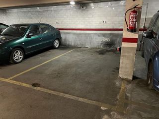 Garaje en venta en Centre en Hospitalet de Llobregat, L´