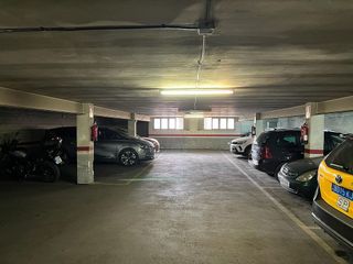 Garaje en venta en Centre en Hospitalet de Llobregat, L´