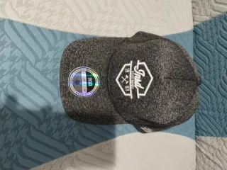 Gorra Trucker Negra Ajustable