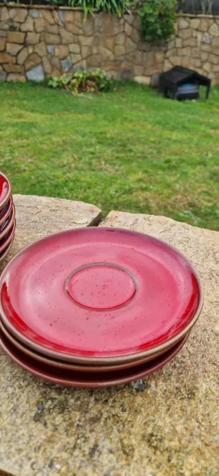 Juego Tazas y Azucarero Vintage Rojo