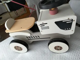 Coche Montessori de madera